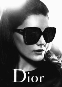 Lunettes de soleil Dior Taffetas publicité noir et blanc 2013